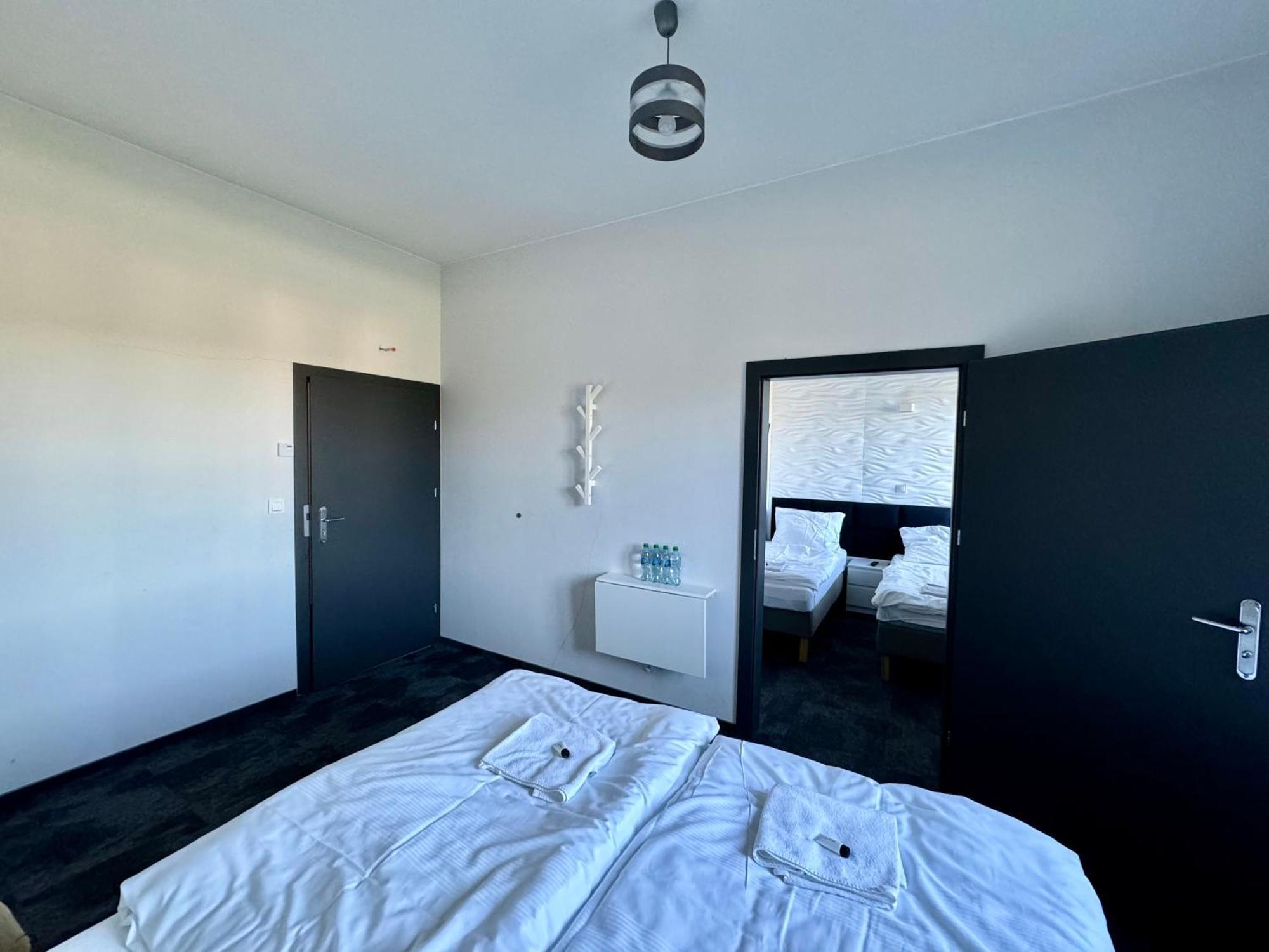 Hotel Lesny Korne Esterno foto