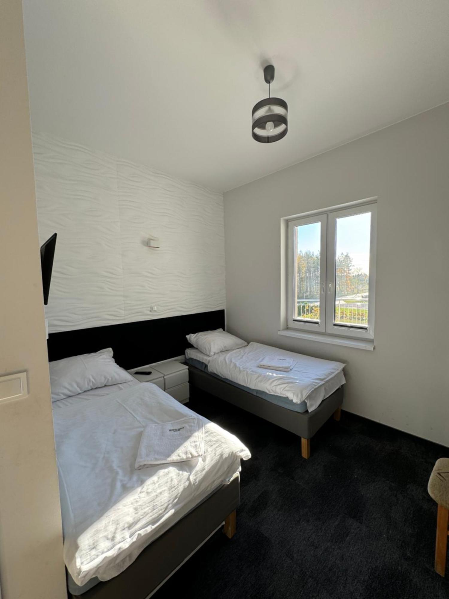 Hotel Lesny Korne Esterno foto